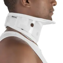 Colar Cervical com Apoio Mentoniano G BC0161 Mercur