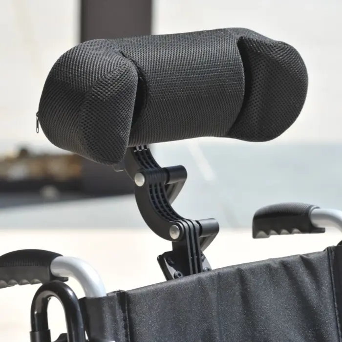Cadeira de Rodas Dobrável Motorizada - D1000 Dellamed - Até 135kg - Largura 45 cm